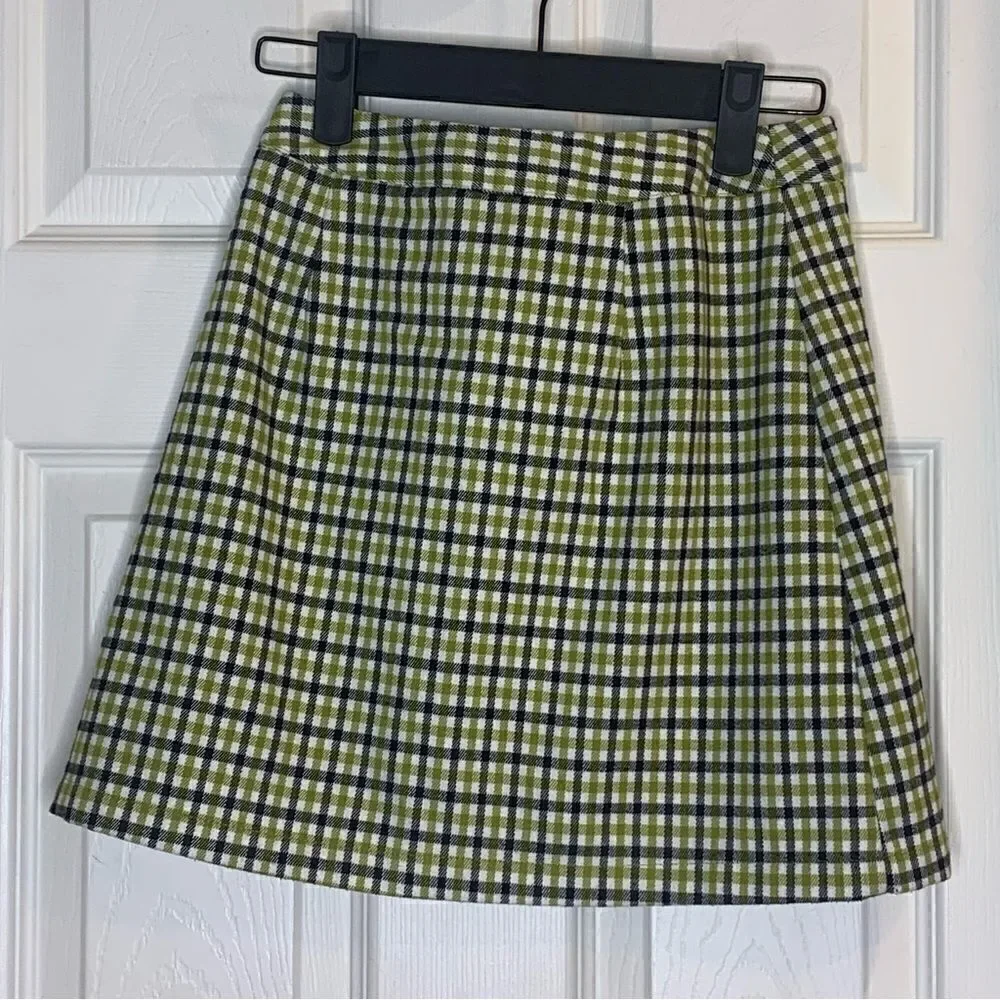 John Galt lime plaid skirt with buckle Size Small
